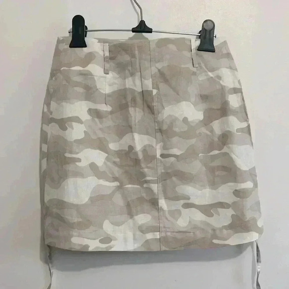 BNWOT Zara  Mini Wrap Skirt Camo Print Women XS - Picture 3 of 4
